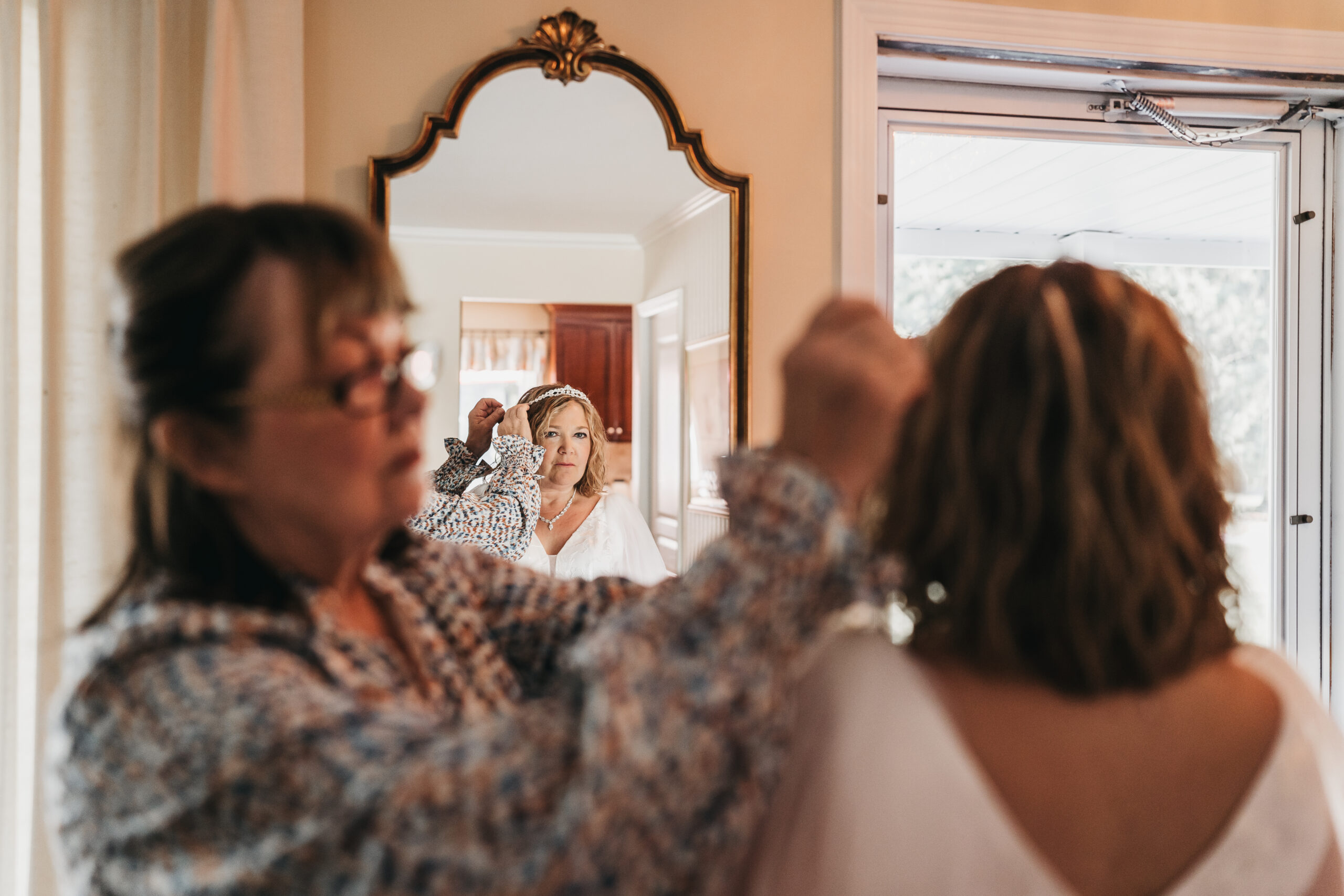 Getting ready photos at Jennifer's childhood home.