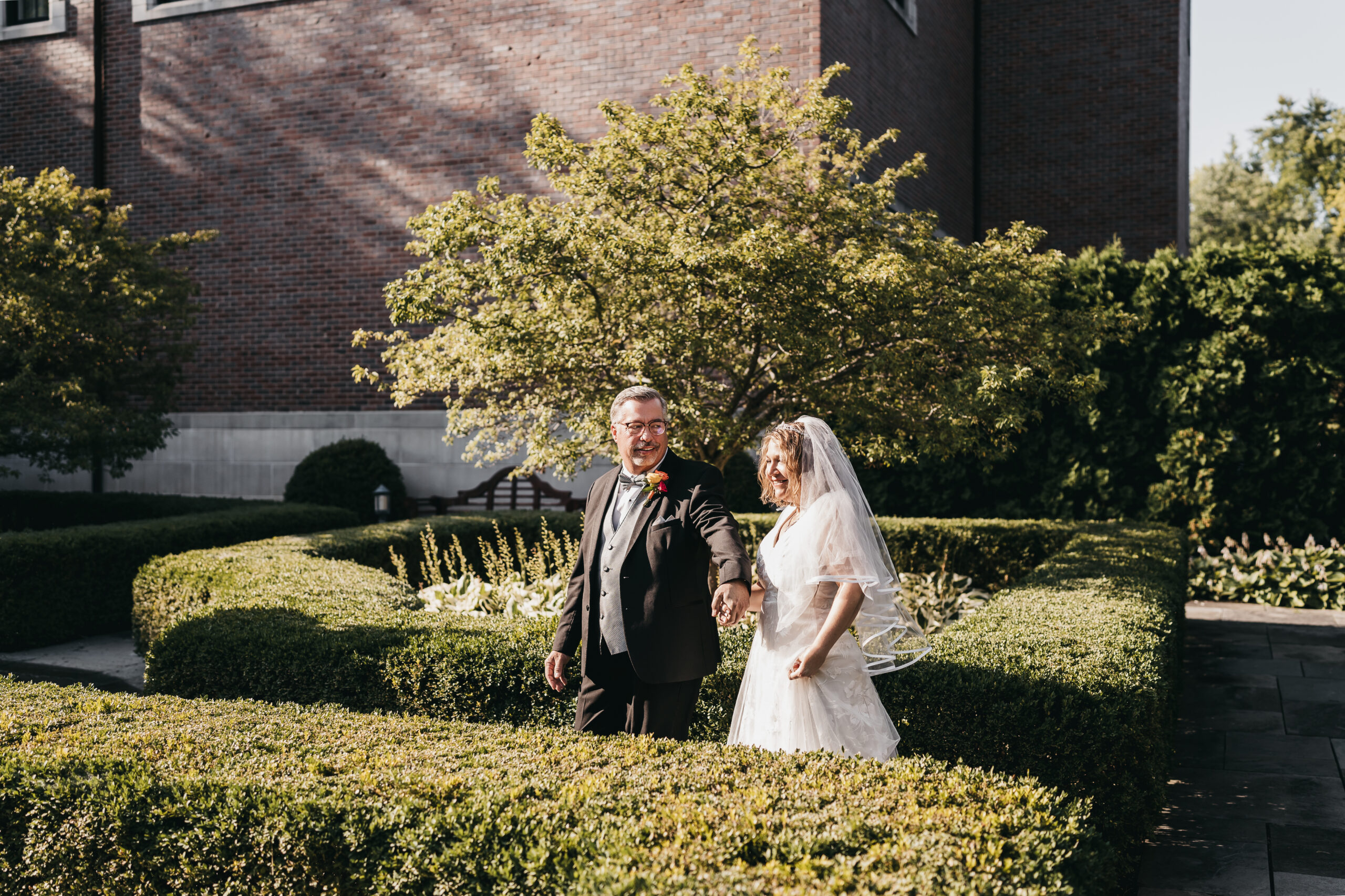 Intimate Michigan wedding at the Royal Park Hotel garden