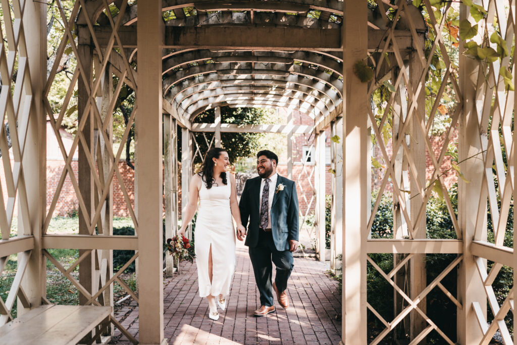 Philadelphia elopement photos in a hidden 18th century garden